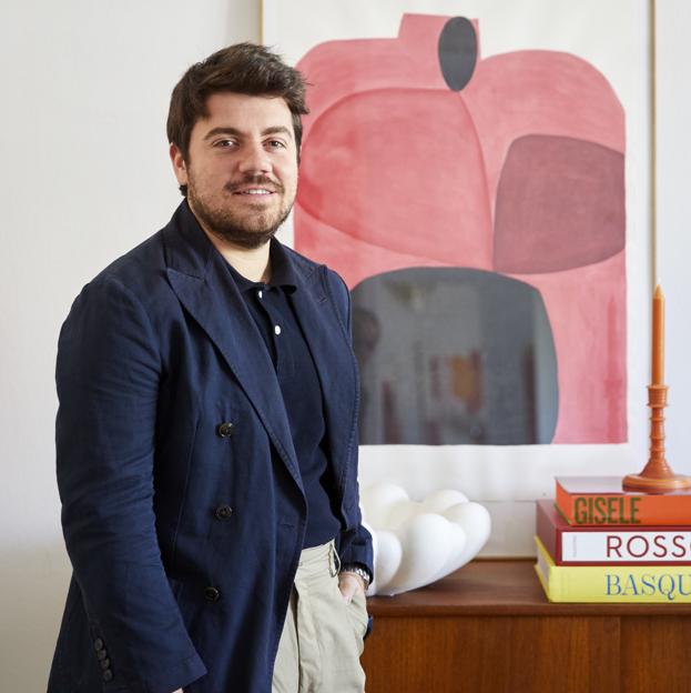 Jorge Redondo nos abre las puertas de su atelier poco antes de su primer desfile en solitario