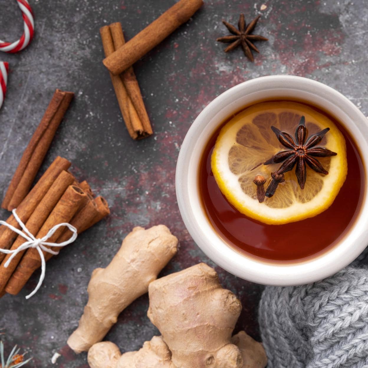 Beneficios del té de manzanilla con anís, bebida que te puede ayuda a  desinflamar el vientre