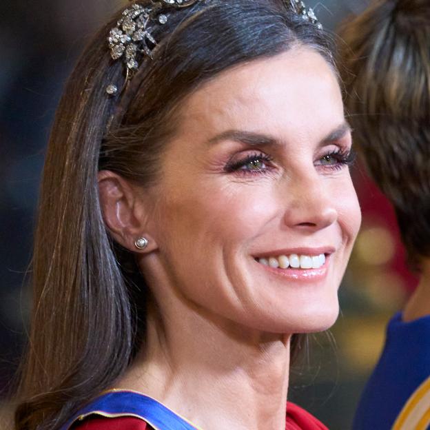 Qué le pasa a la reina Letizia en la sonrisa: el problema en los dientes que podría obligarle a llevar brackets (otra vez)