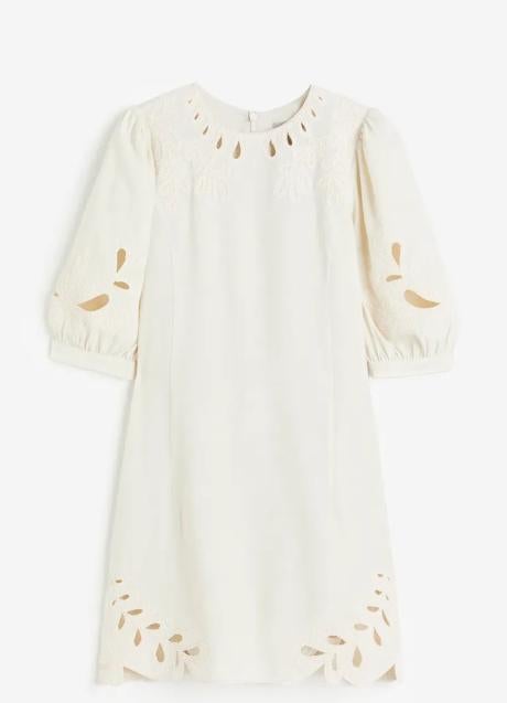 Vestido blanco de H&M (59,99 euros)