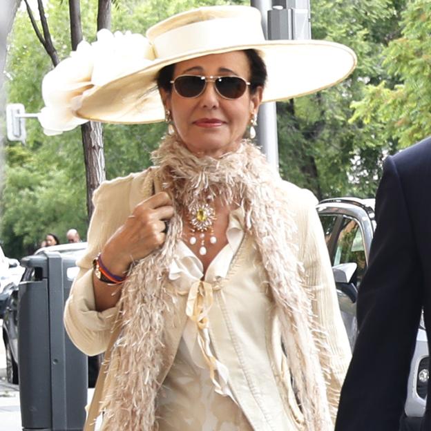 Poder y personalidad en el estilo de Ana Patricia Botín: por qué los looks de la gran banquera española no se parecen a ninguno que hayas visto por aquí 