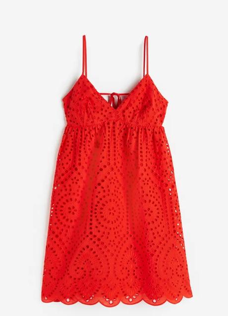 Vestido rojo de H&M (34,99 euros)