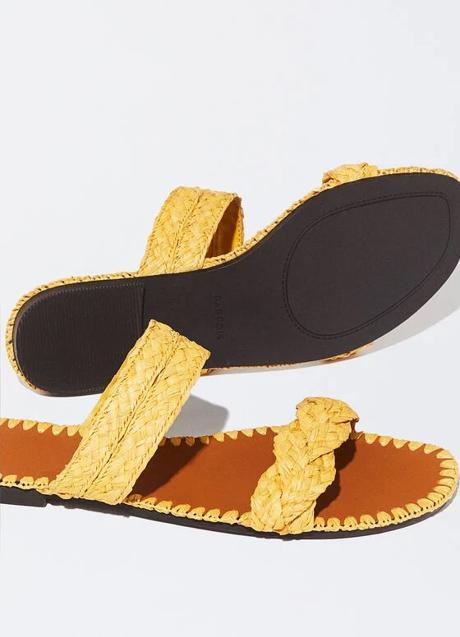 Sandalias planas de Parfois (29,99 euros)