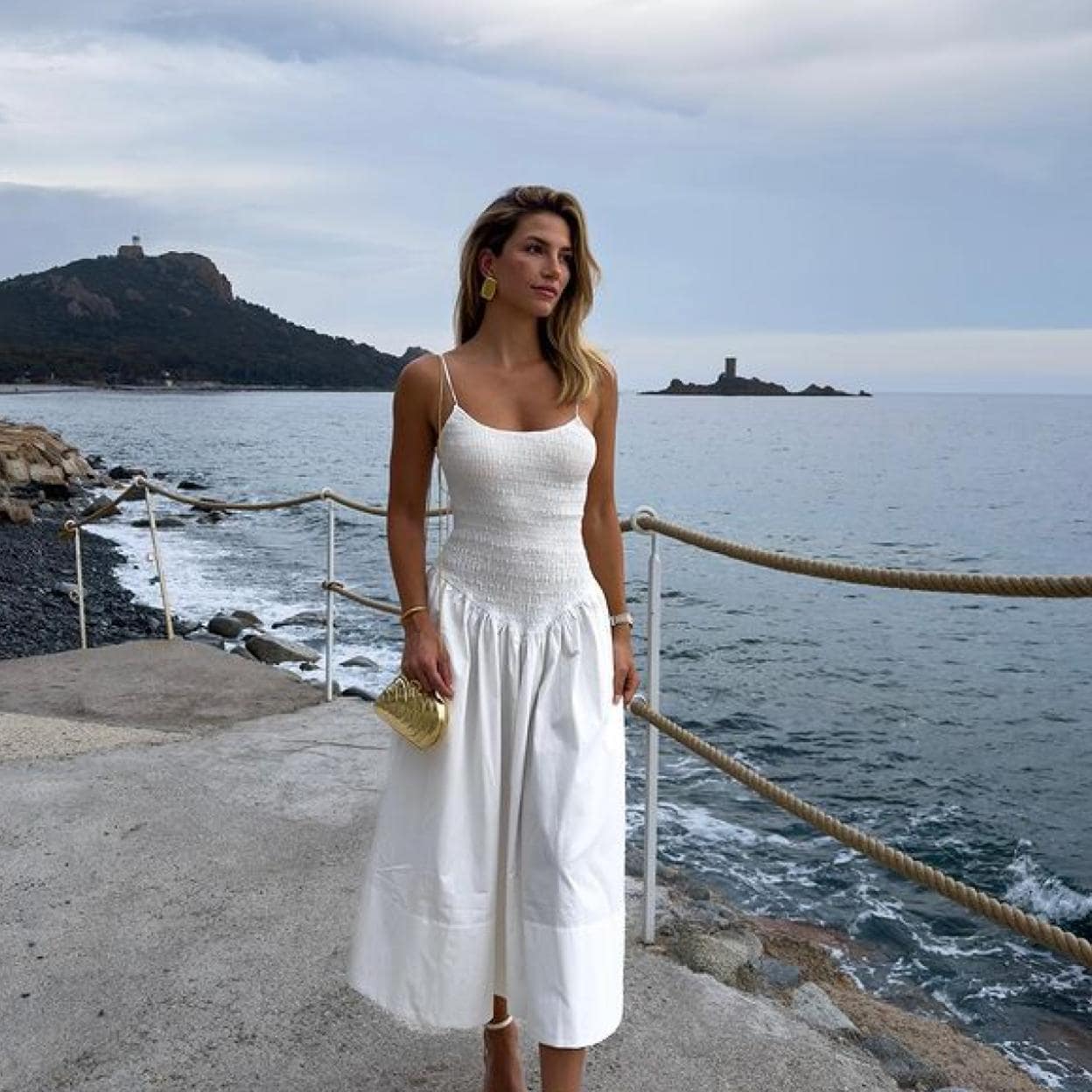 Tenemos vestido blanco favorito de las danesas para el verano | Mujer Hoy