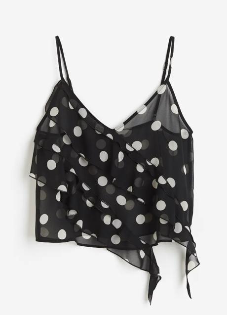 Top con estampado de lunares de H&M (19,99 euros)