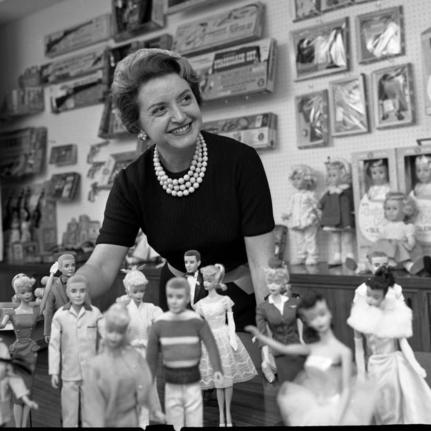 Ruth Handler: la visionaria creadora de Barbie y presidenta de Mattel que se hizo multimillonaria con su amor del instituto 