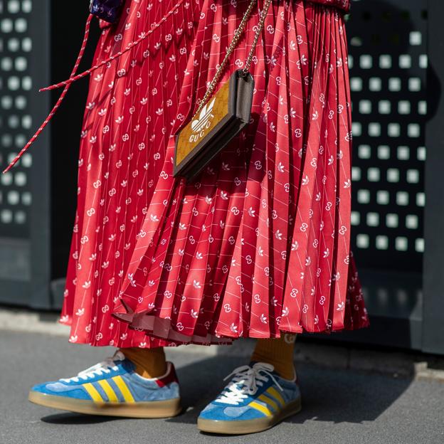 Seis zapatillas de verano para ir cómoda siempre: combinan con todo y quitan años de encima