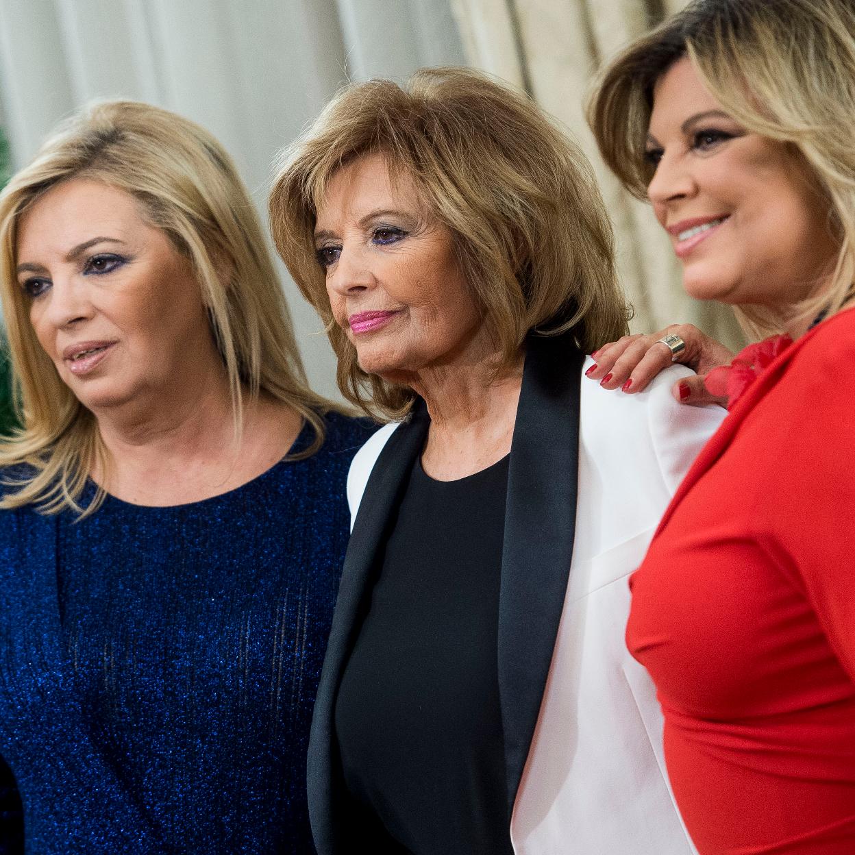 María Teresa Campos junto a sus dos hijas: Terelu y Carmen Borrego. /gtres