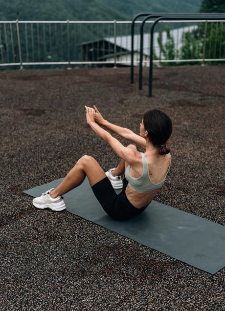 Mujer entrenando/PEXELS