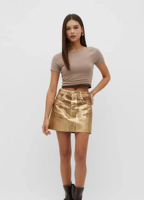 Ideas para combinar falda dorada. Lo Mejor de Street Style.