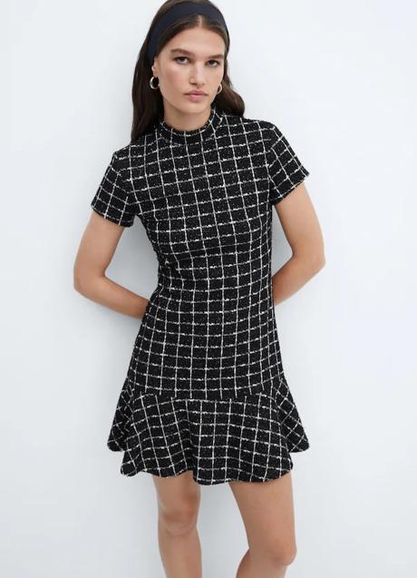 Vestido con estampado de cuadros de Mango (35,99 euros)