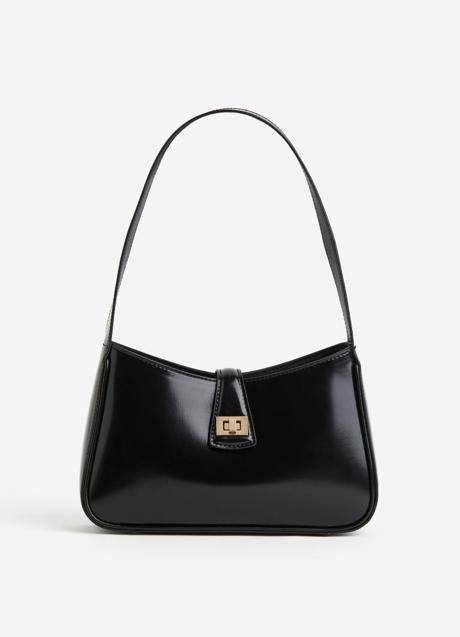 Bolso negro de H&M (19,99 euros)