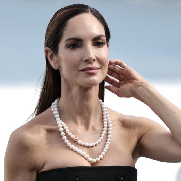 Eugenia Silva y su look inspirado en Audrey Hepburn en el Festival de San Sebastián