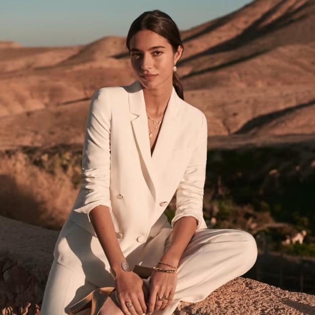 Lo mejor de la semana de H&M: de los vestidos estampados más bonitos a las camisas que llevarás todo el otoño