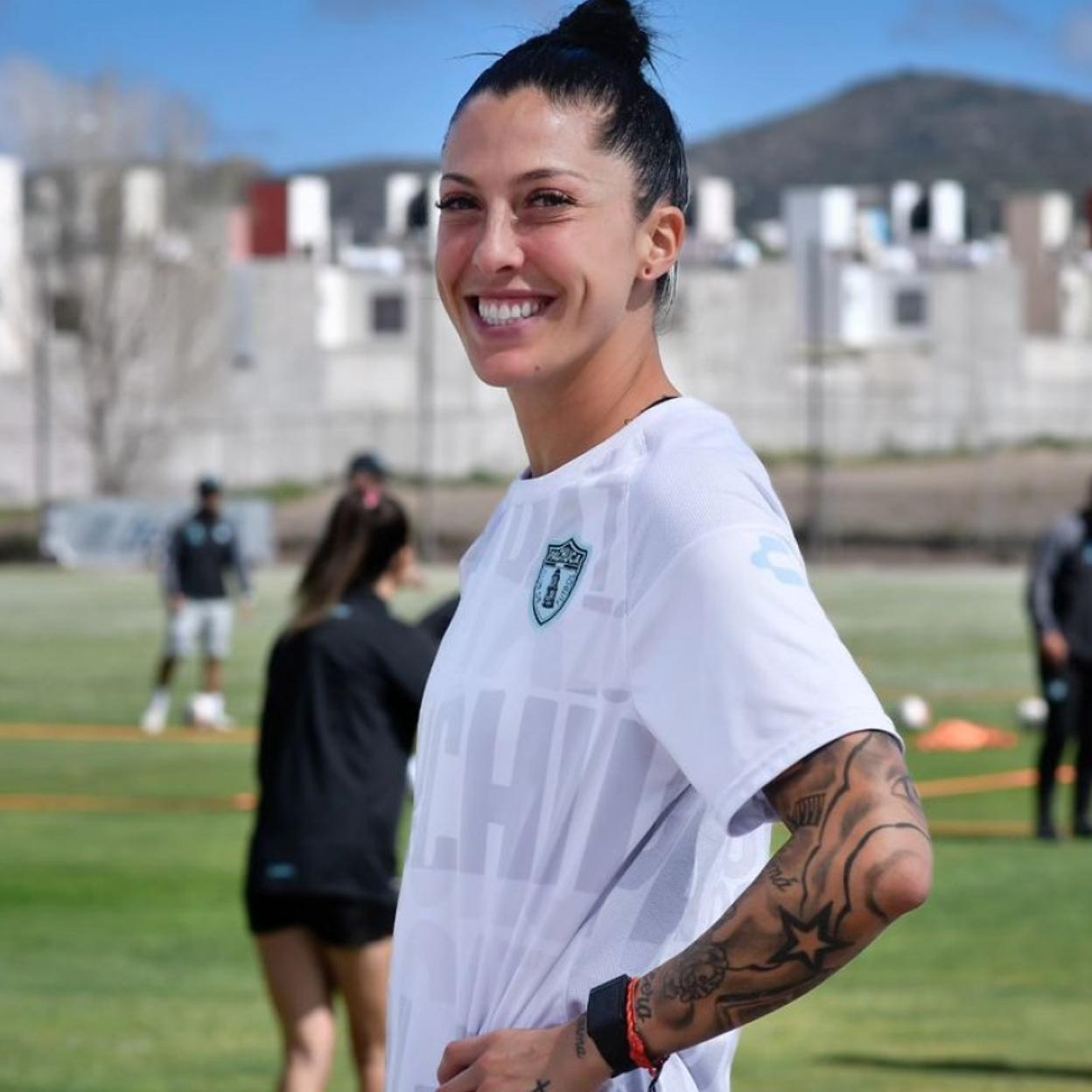 La jugadora Jenni Hermoso, en un entrenamiento con su equipo, el Pachuca Femenil de México. /d.r.