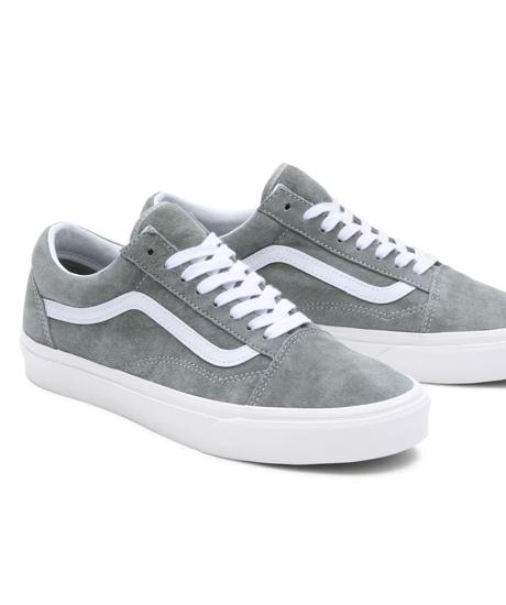 Zapatillas deportivas en gris Vans. Foto: Vans