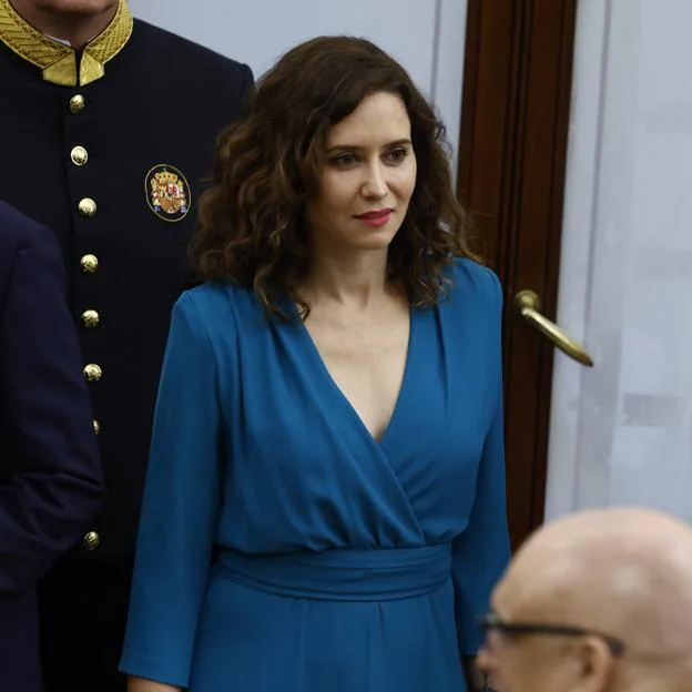 De Isabel Díaz Ayuso a Yolanda Díaz: los looks más espectaculares las invitadas a la jura de la Constitución de Leonor