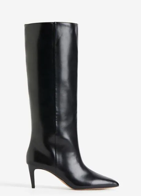 Botas altas de color negro de H&M (59,99 euros)