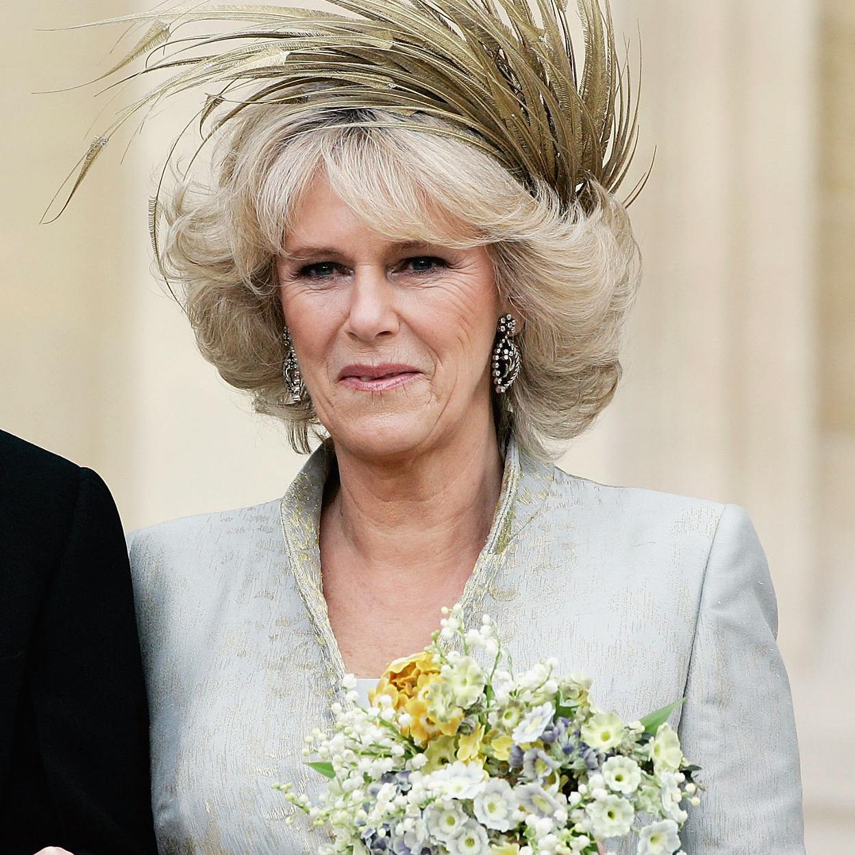 Carlos y Camilla contrajeron matrimonio el 5 de abril de 2005 tras rumores y presiones que acabaron por contentar a ambas partes./Getty Images