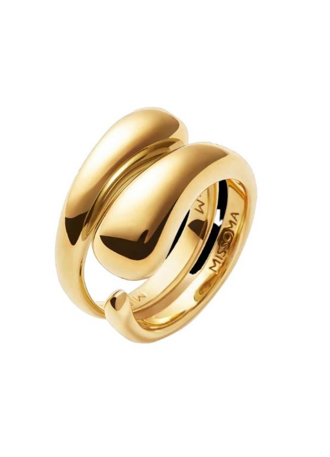 Anillo dorado Organic Plain Stracking Ring de Missoma, 118 euros.