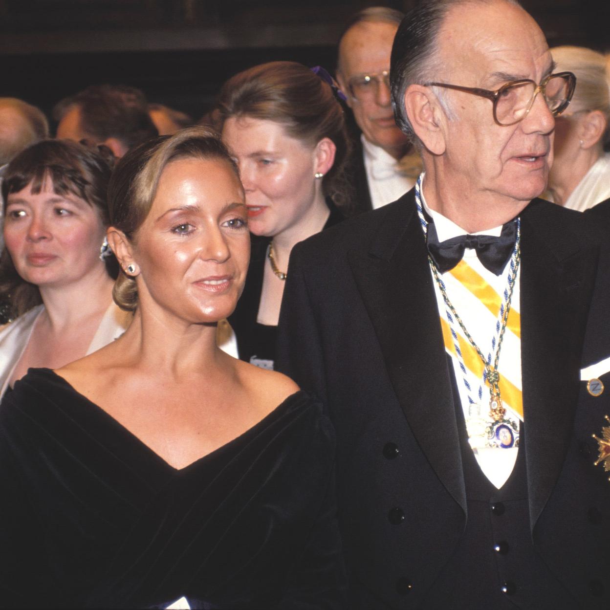 MArina Castaño y Camilo José Celacuando recibió el Premio Nobel de Literatura. /gtres