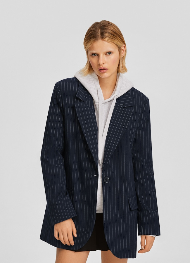 La blazer de Bershka.