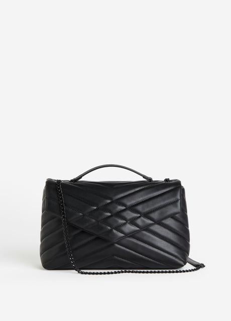 Bolso acolchado de H&M (29,99 euros)