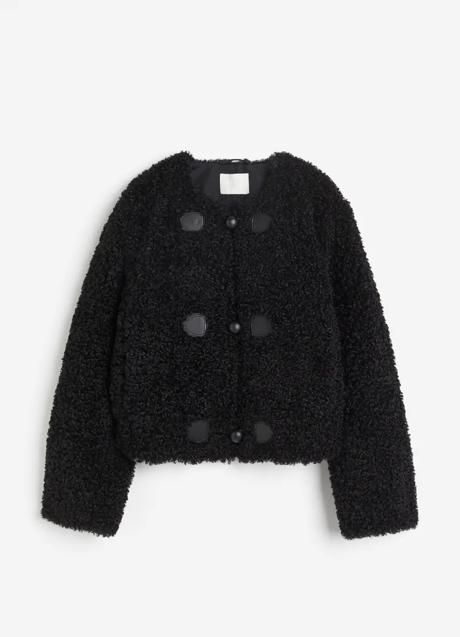 Chaqueta negra de H&M (59,99 euros)