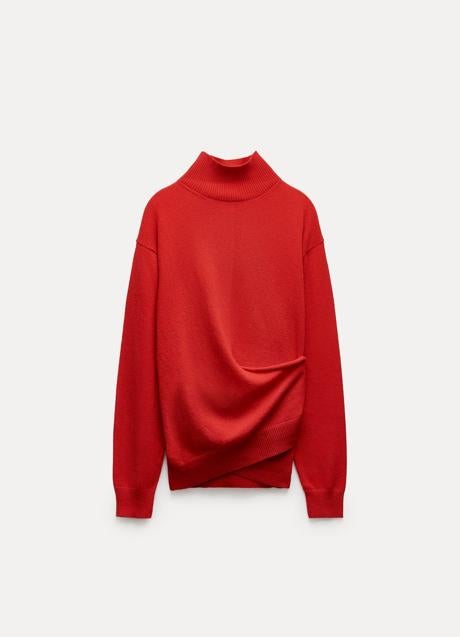 Jersey rojo de Zara (130 euros)