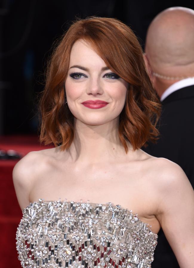 Emma Stone con corte long bob y pelo pelirrojo. Foto: Gtres.