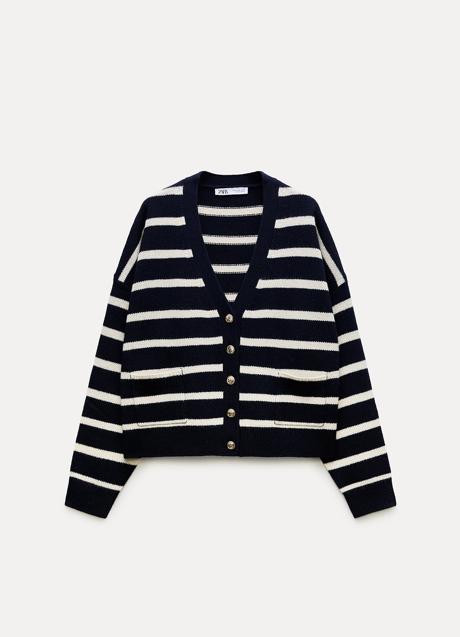 Chaqueta de rayas de Zara (39,99 euros)