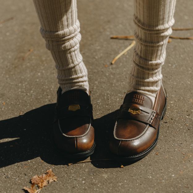 Los zapatos más castizos ya están en Zara y ahora son la nueva obsesión del street style 