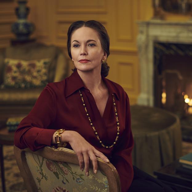 En Feud: Capote & the Swans Diane Lane interpreta a Slim Keith. 