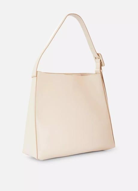 Bolso blanco de Primark (16 euros)