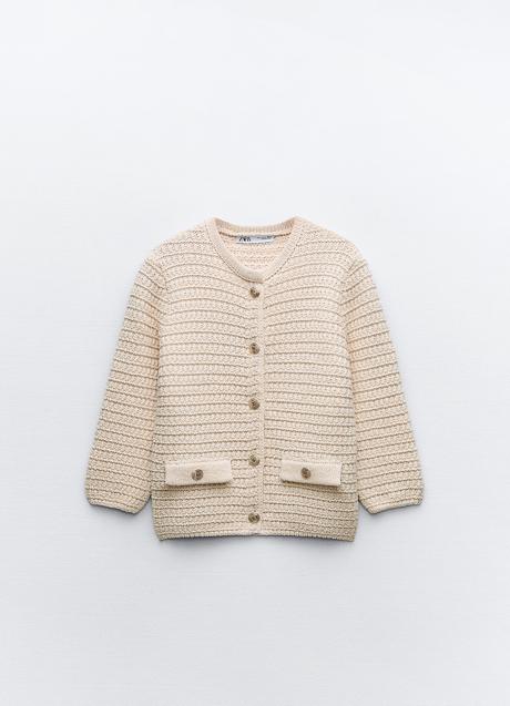 Chaqueta beige de Zara (29,99 euros)