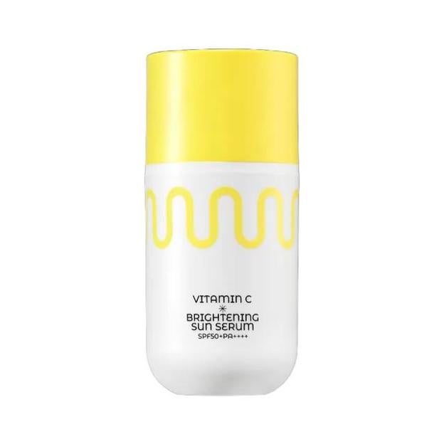 Vitamin C Brightening Sun Serum. Precio: 15,55 euros
