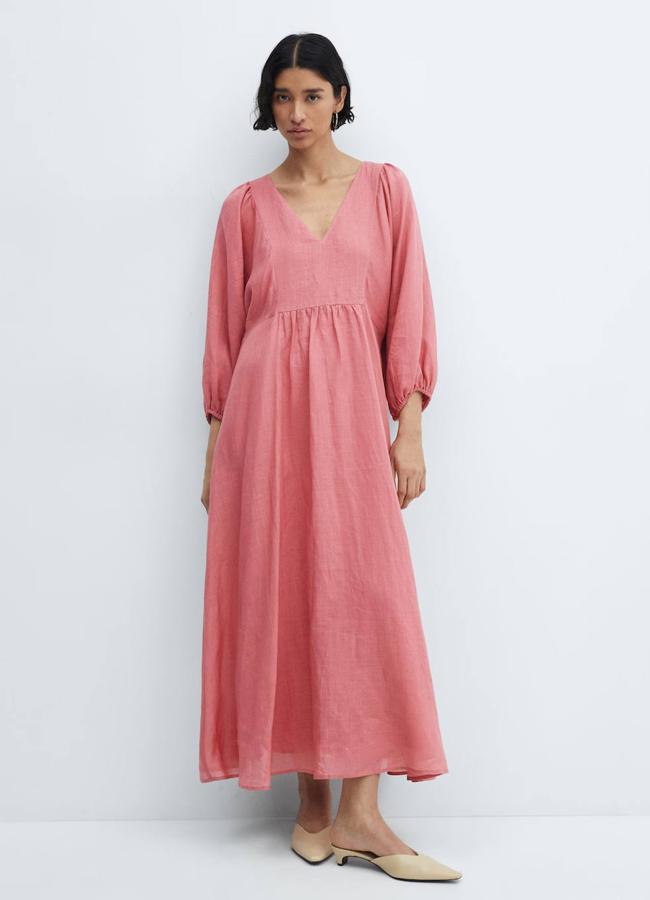 Vestido midi vaporoso en tono rosa