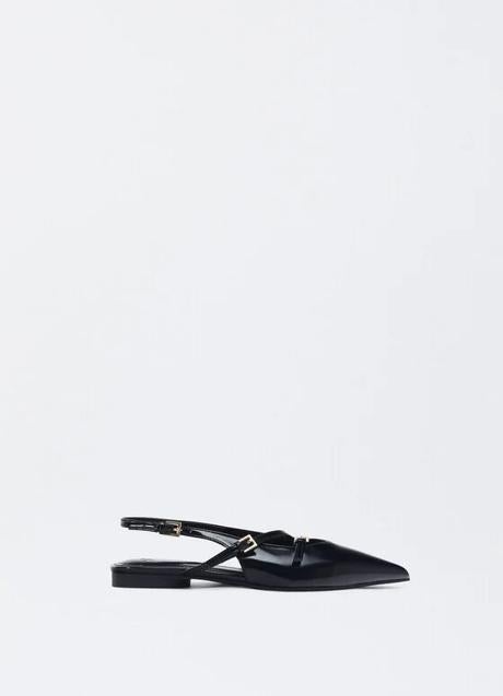 Zapatos negros de Parfois (25,99 euros)