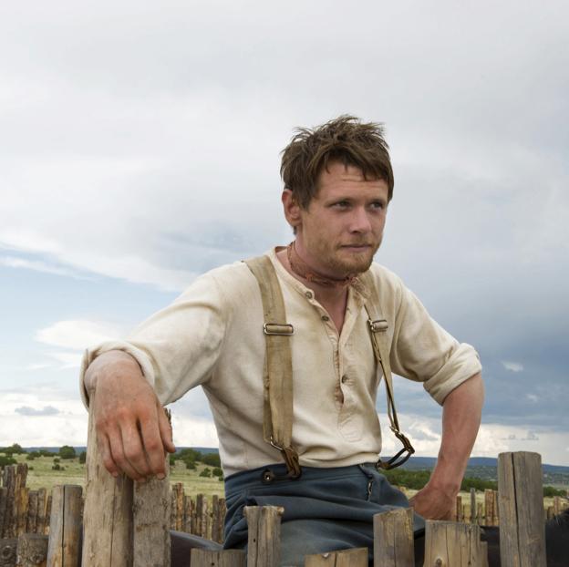 Jack O'Connell es Roy Goode en la miniserie de Netflix, Godless.