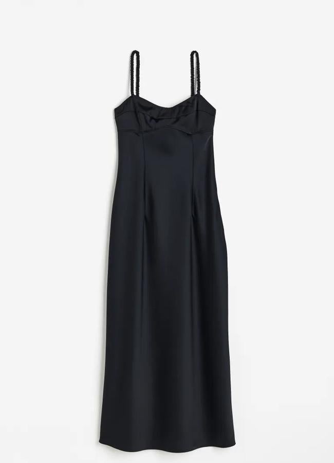 Vestido lencero negro de H&M, 29,99 euros.