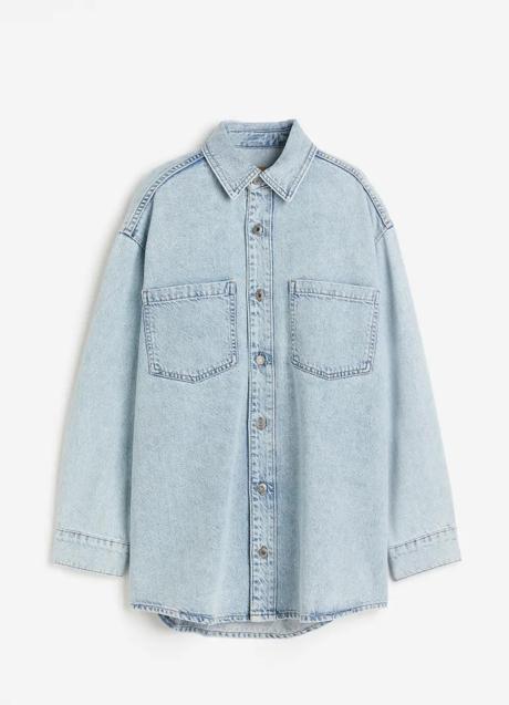 Camisa vaquera de H&M (49,99 euros)