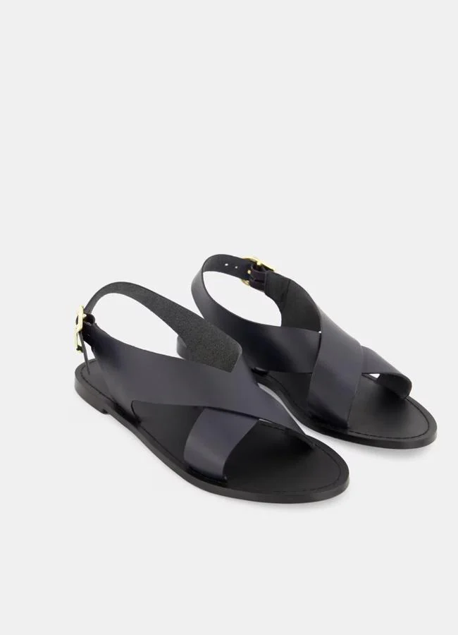 Sandalias de color negro de Hipercor.