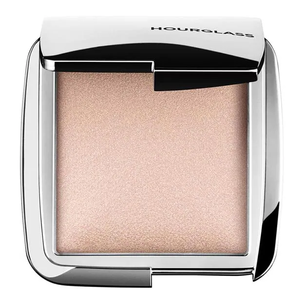 Ambient Strobe Lighting Powder de Hourglass. Precio: 30,99 euros