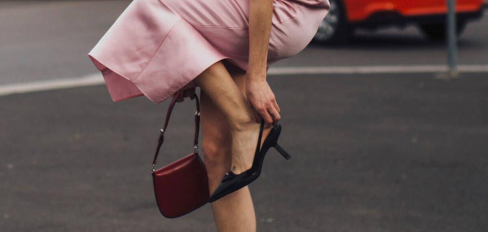 Zapato Corto Mujer LAMODA - Vegano, Con Hebilla De Anillo Plateado Y Estampado De Flores