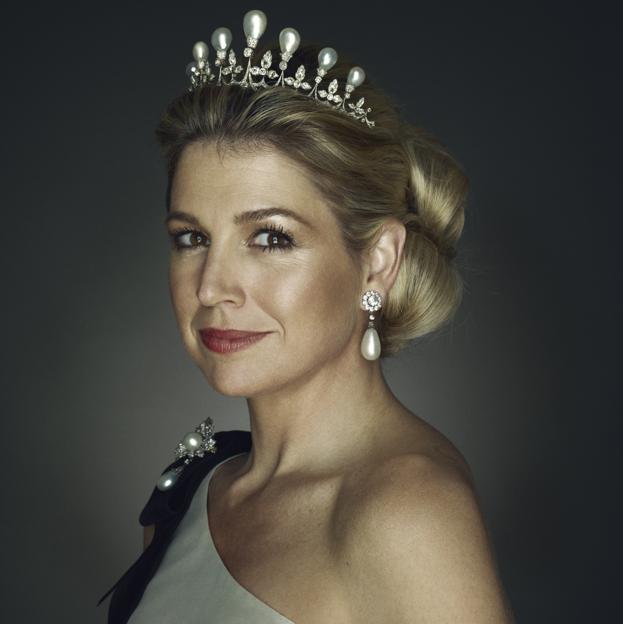 Máxima de Holanda con la tiara de las Perlas Antiguas