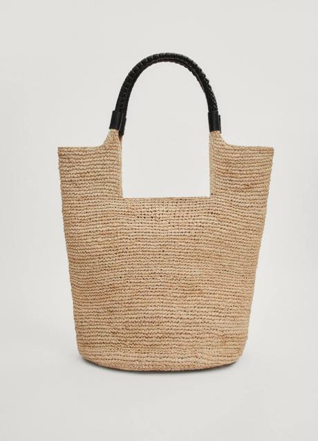 Bolso de rafia de Massimo Dutti (149 euros)