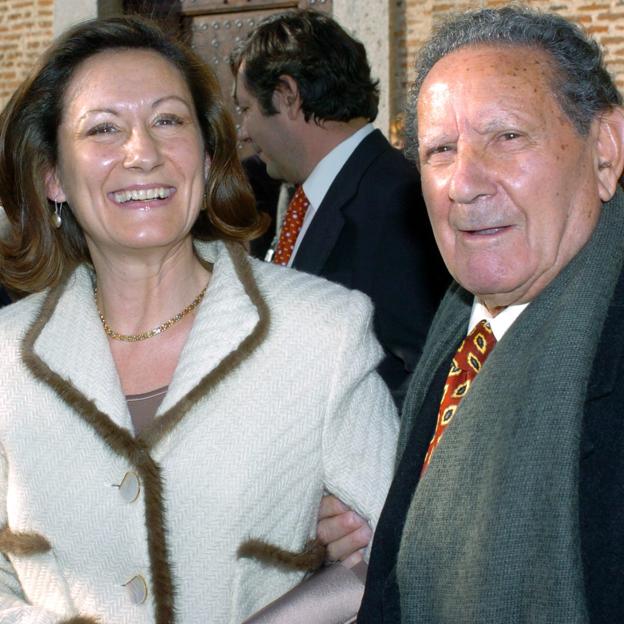 Paloma Rocasolano, junto a su padre Francisco. 