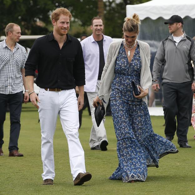 Delfina Blaquier y el príncipe Harry en una imagen reciente. 