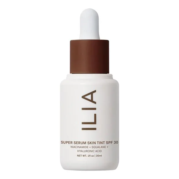 Super Serum Skin Tint con SPF 30 de Ilia.