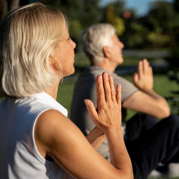 La práctica del Tai Chi tiene muchos beneficios para mejorar la función cognitiva. 